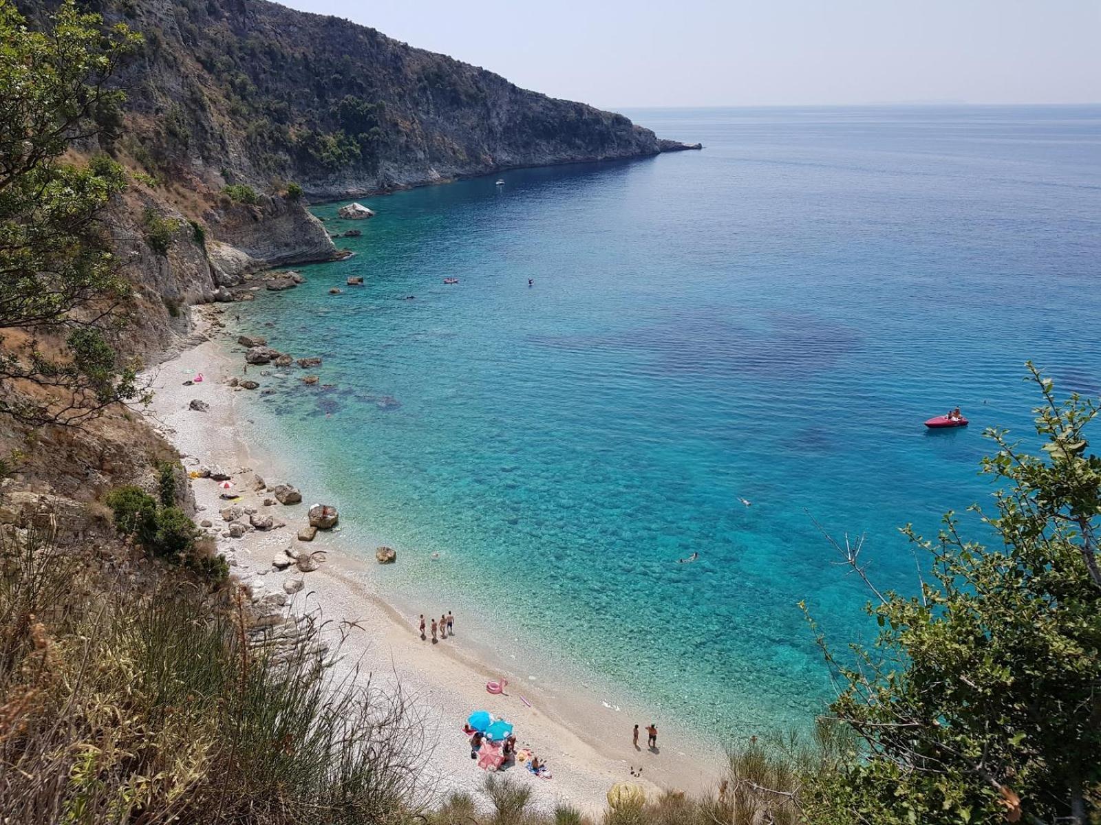 Ostello Oasis Himare